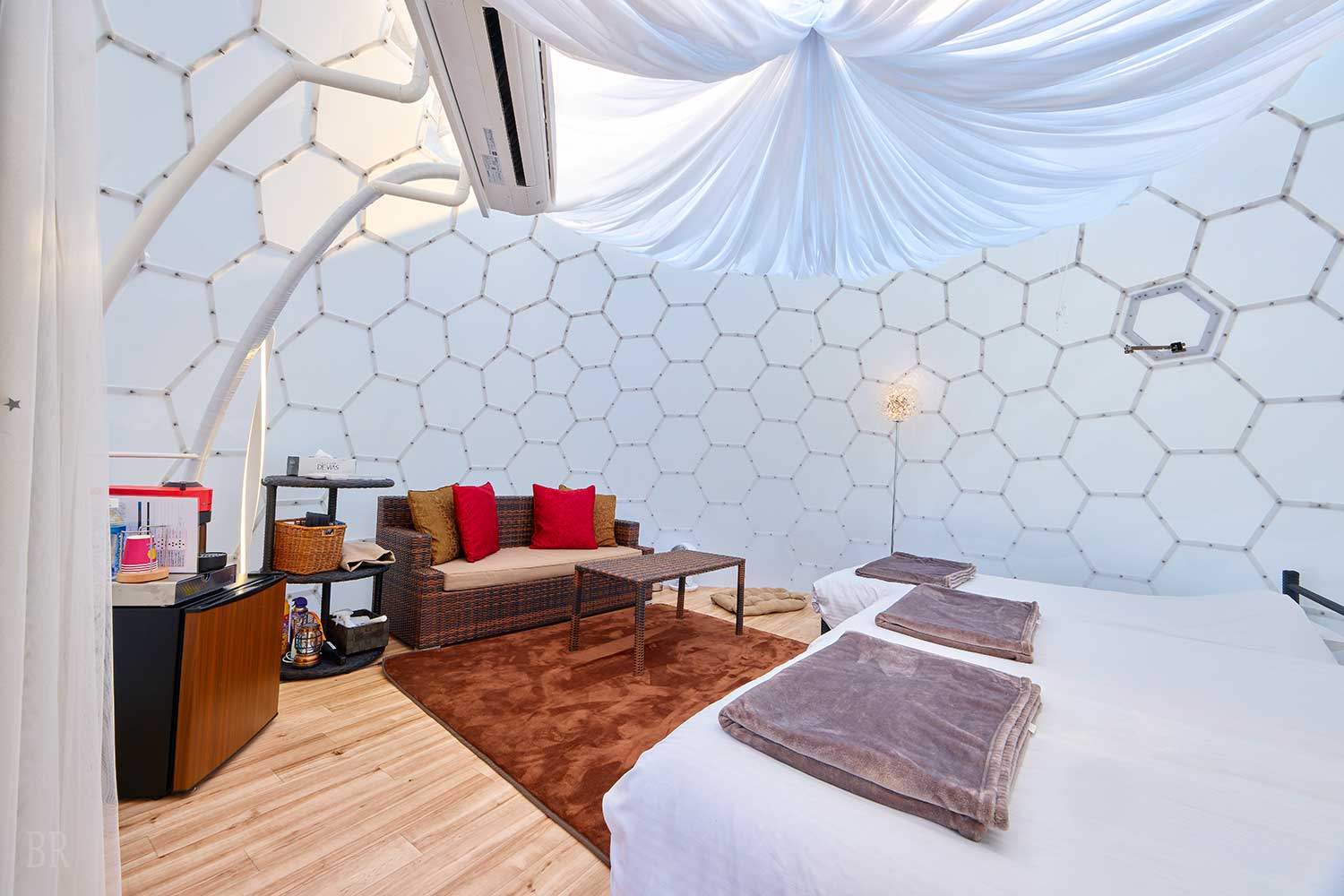 Aura ~A~ Sky Hill Dome